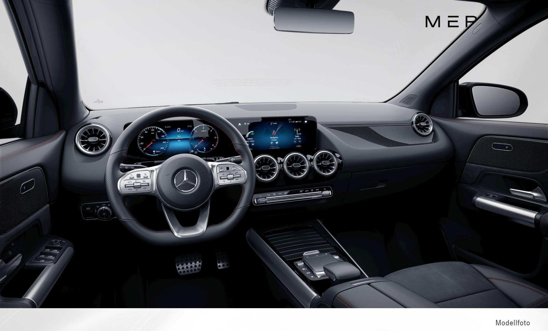 Mercedes-Benz - GLA 200 d AMG Line
